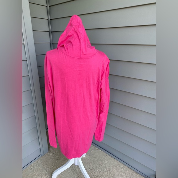 Hot pink long sleeve hooded t shirt - Picture 3 of 7